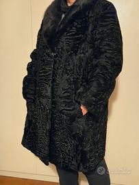 pelliccia in astracan con collo in visone
