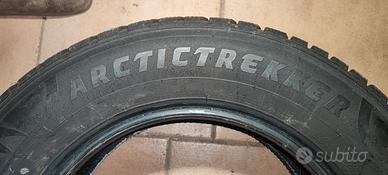 maxxis arctictrekker 205 65 r15 m+s