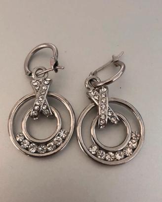 Orecchini con brillantini