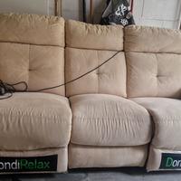 Due divani con sistema relax elettrico