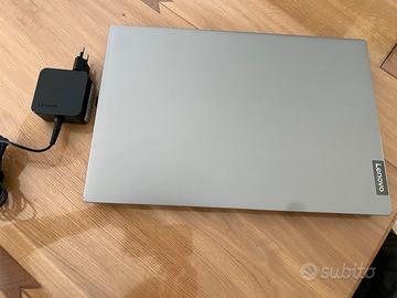 Lenovo  Ideapad S145, chip A4, SSD, 15”come nuovo