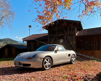 Porsche boxster targa oro