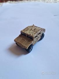 Hot Wheels  2009 Hummer Humvee DIECAST 