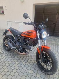 Ducati Scrambler Sixty2