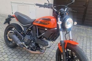 Ducati Scrambler Sixty2