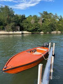 Cofano spazio 5