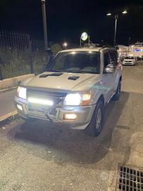 Mitsubishi Pajero 3.2 16V DI-D 5p. GLS1