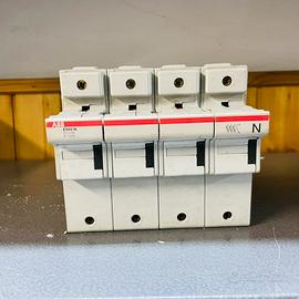 SEZIONATORE PORTAFUSIBILI