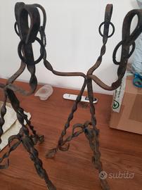 coppia di portapiante in ferro battuto antichi 