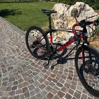 Bici da corsa stradale Helliot Bikes