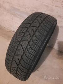 Pneumatici invernali usati Pirelli 195/65R15