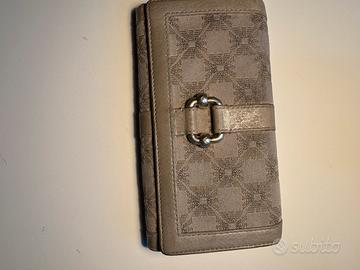 Capiente portafoglio Emporio Armani