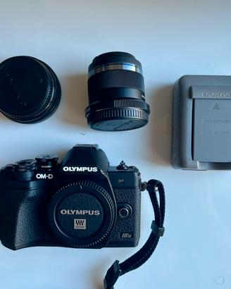 Olympus OM-D E-M10 Mark III
