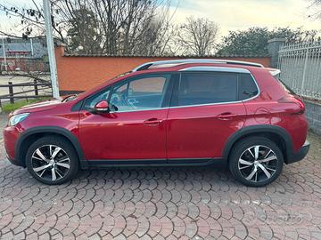 Peugeot 2008 1.2 Pure Tech