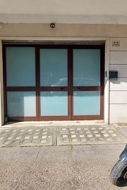 Negozio C1 in via Caianello 33, Roma