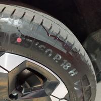 Pneumatici NUOVI estivi Continental 250/60 R18