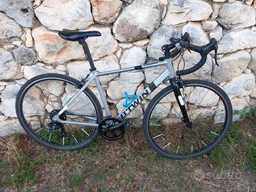 bicicletta gravel Btwin Triban 100 tg M