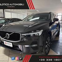 VOLVO XC60 B4 d AWD automatico MOMENTUM PRO