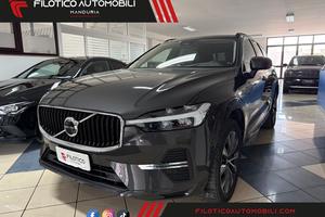 VOLVO XC60 B4 d AWD automatico MOMENTUM PRO