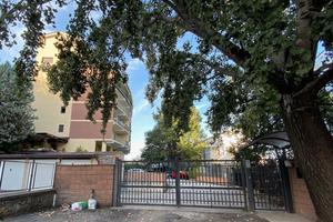 Garage da 24 mq in zona residenziale