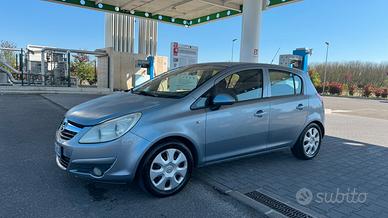 Opel Corsa GPL neopatentati