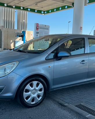 Opel Corsa GPL neopatentati