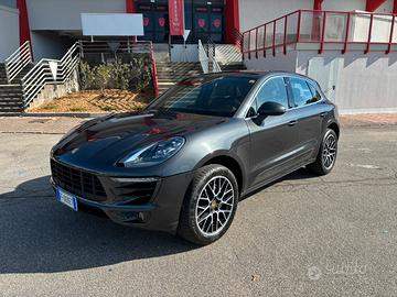 Porsche macan S