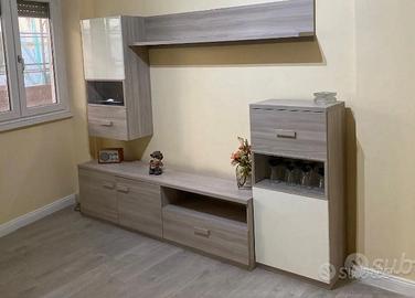 Parete attrezzata soggiorno