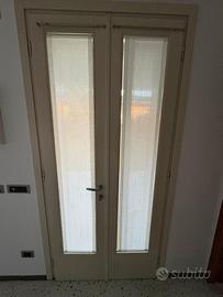 Portafinestra con oscuro in legno 2 ante
