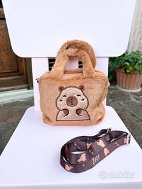 Borsa peluche capybara