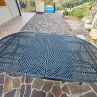 Tavolo in ferro radiato con 6 sedie