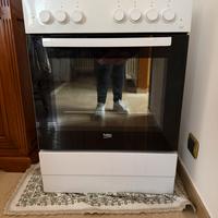 Cucina e forno beko