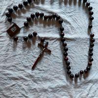 Rosario da muro in legno