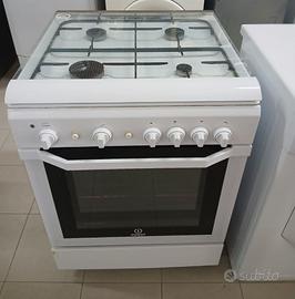 cucina a gas INDESIT 4 fuochi forno a gas