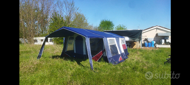 Carrello tenda Jamet con cucina clima e acqua cald