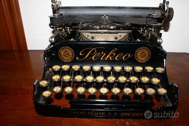 Stupenda macchina da scrivere "Perkeo" 1920