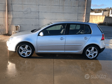 GOLF 5 TDI 6 MARCE DICEMBRE 2008