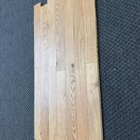 Parquet listello rovere poco nodato a Genova