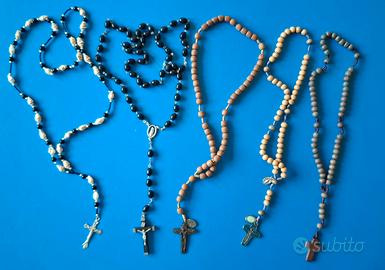 5 ROSARI VINTAGE CON CROCE (2 MADONNA MEDJUGORJE).