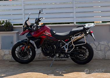 Triumph tiger 900 GT