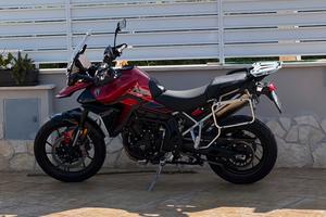 Triumph tiger 900 GT