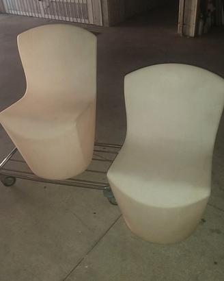 Due poltrone da esterno pladtica