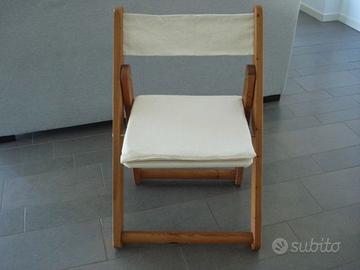 sedia pieghevole in legno e stoffa