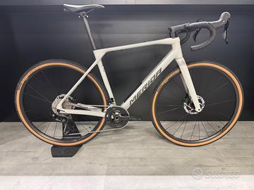 MERIDA MISSION 4000 tg. M Shimano GRX 2x10v.