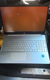 laptop HP 15" 16GB RAM COMPLETO DI TUTTO