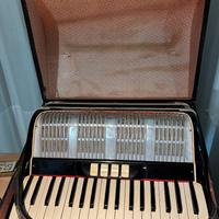 Fisarmonica Paolo Soprani “Italia” – 80 bassi – Vi
