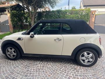 MINI Mini Cabrio (F57) - 2010