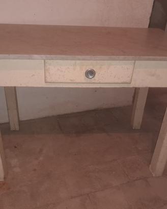Tavolo vintage con piano in marmo e cassetto