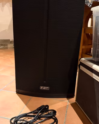FBT X-Lite 115A – PARI AL NUOVO