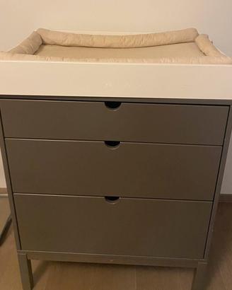 Cassettiera + Fasciatoio Stokke Sleepi™